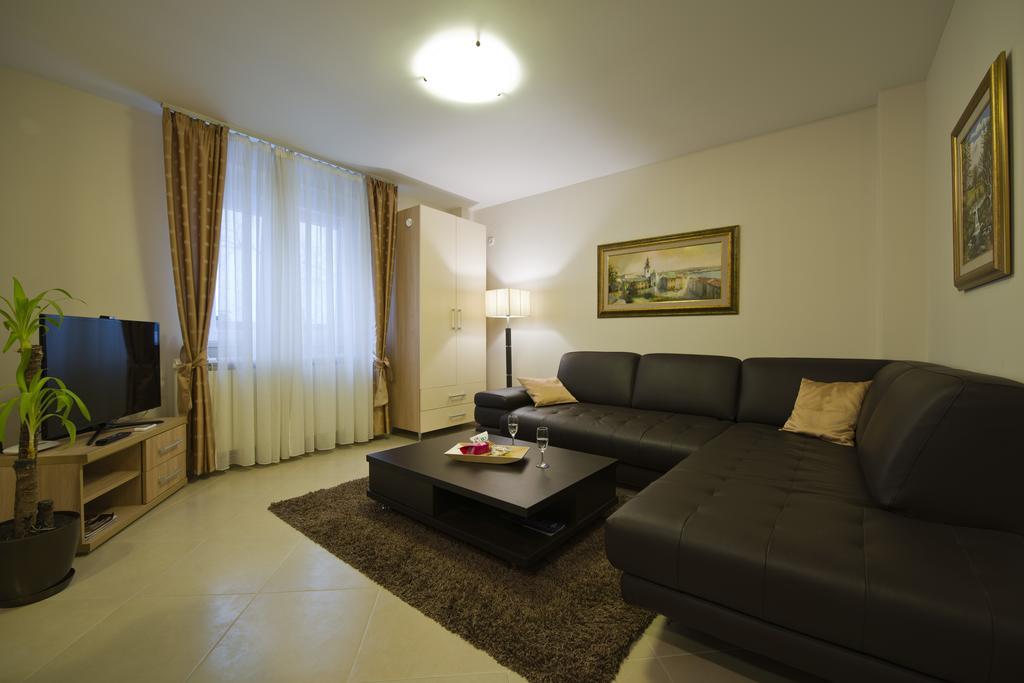 Apartments Jevtic Bělehrad Pokoj fotografie